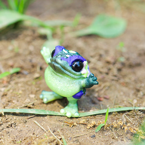 Purple-backed GumiToadi